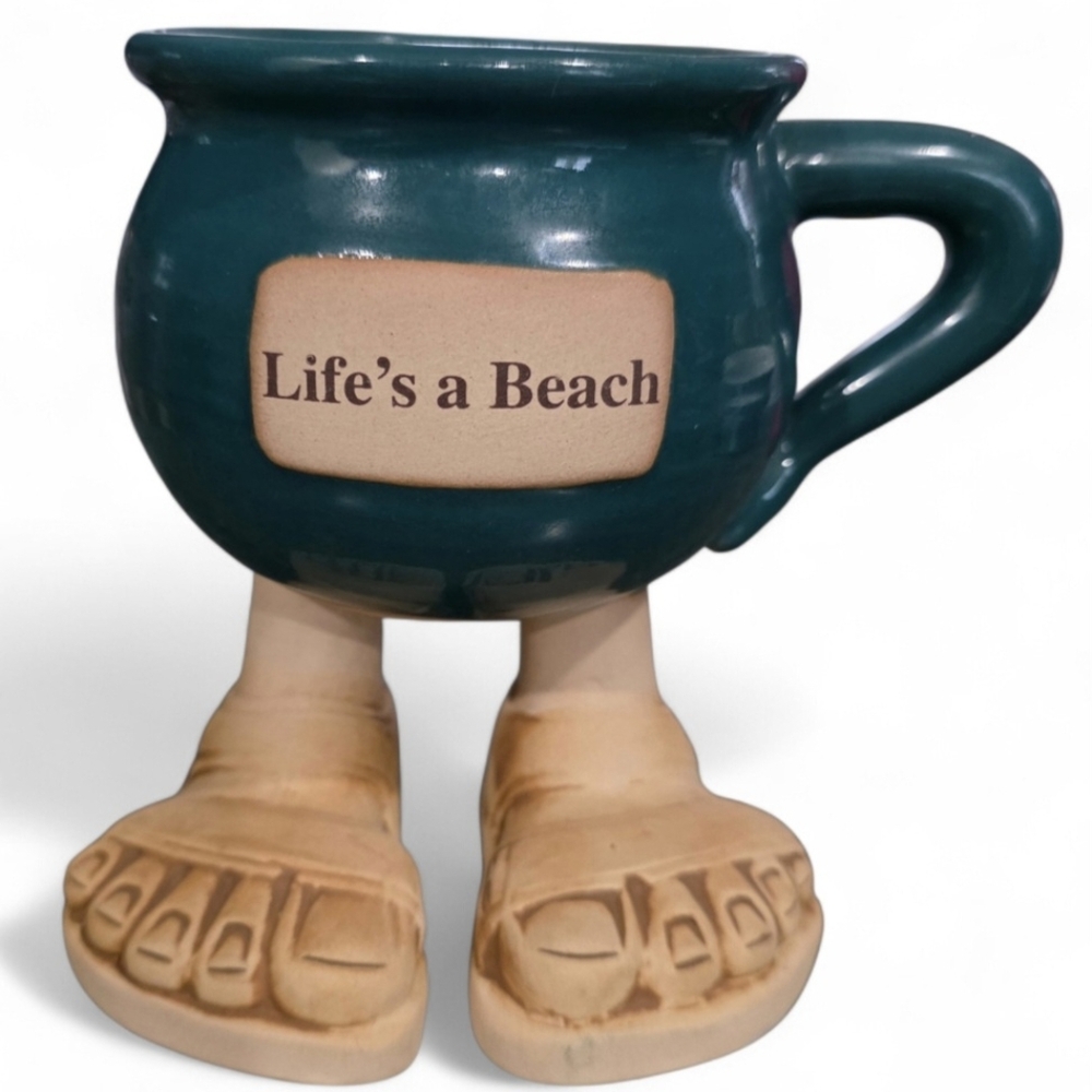 ⛱️ Teal "Lifes A Beach" Mug with Feet Design. (NWOT)